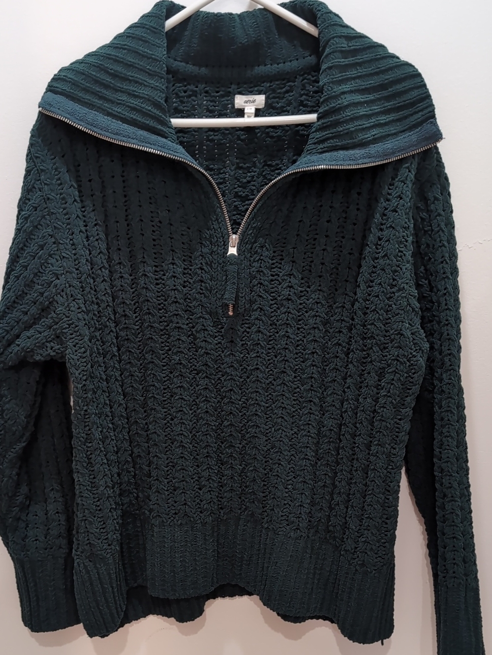 Aerie Woman's Green Half-Zip Cable Knit Sweater L